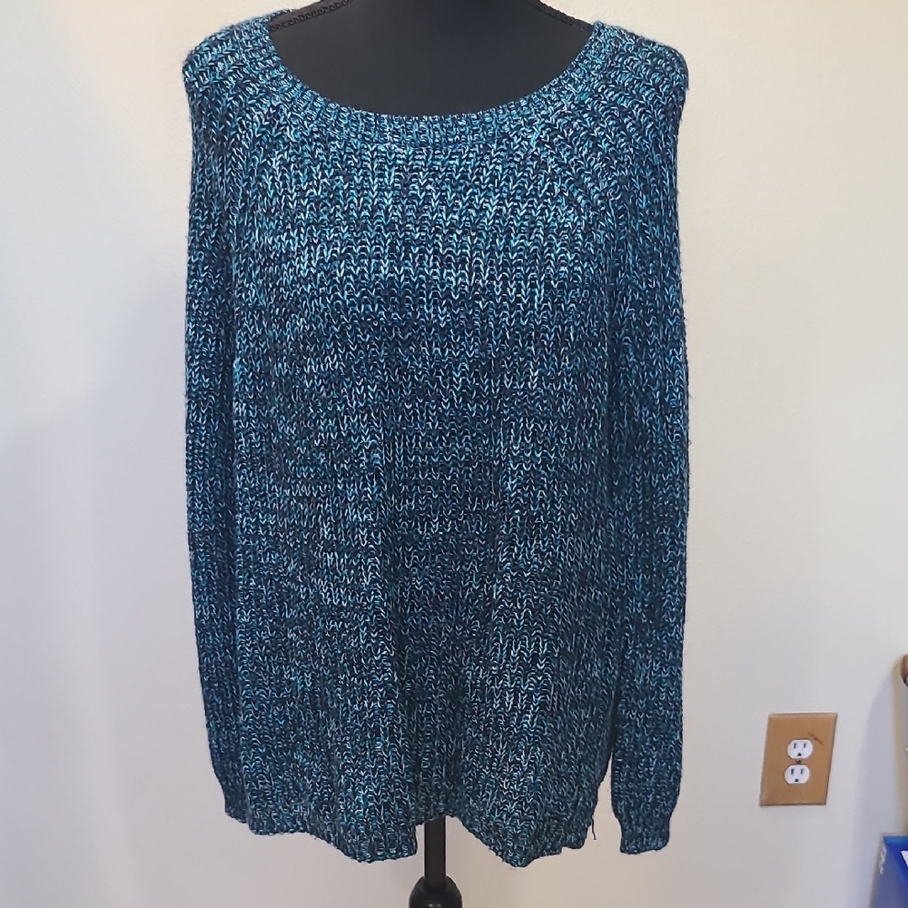Stretchy Faded Glory Blue Crew Neck Sweater